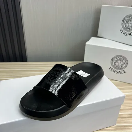 ヴェルサーチ スリッパ
