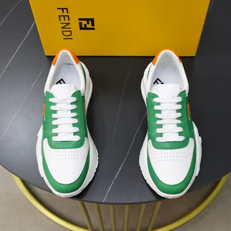 フェンディ スニーカー