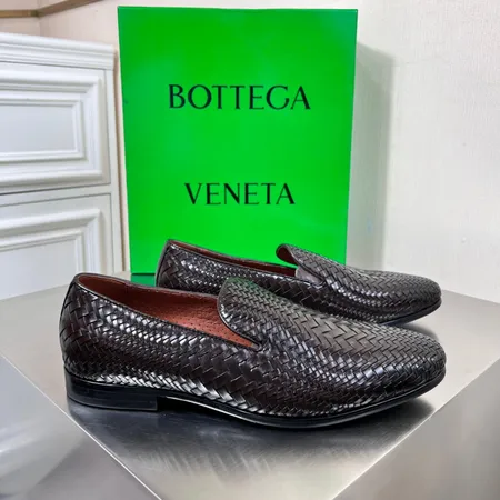 ボッテガ ヴェネタ カジュアルシューズ