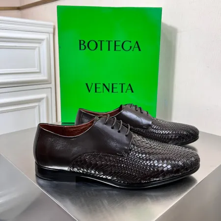 ボッテガ ヴェネタ カジュアルシューズ