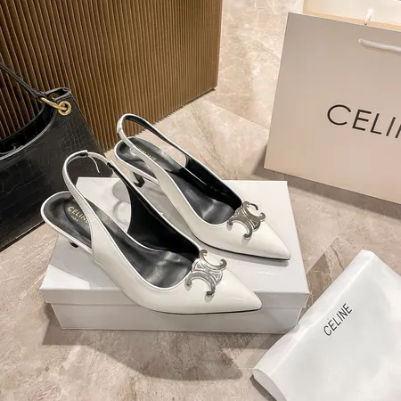 セリーヌ サンダル