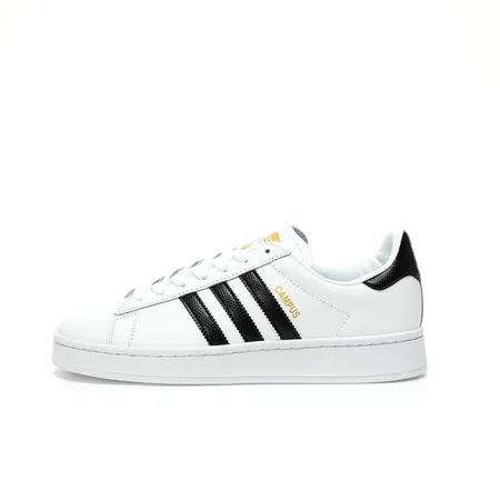 アディダス カジュアルシューズ