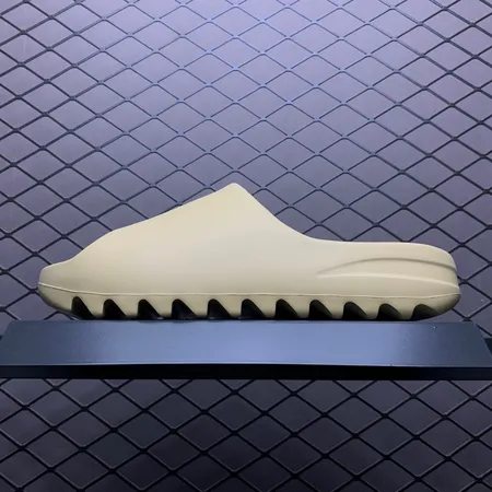 アディダス スリッパ