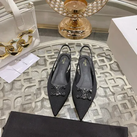 セリーヌ サンダル