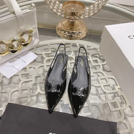 セリーヌ サンダル