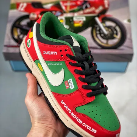 ナイキ カジュアルシューズ