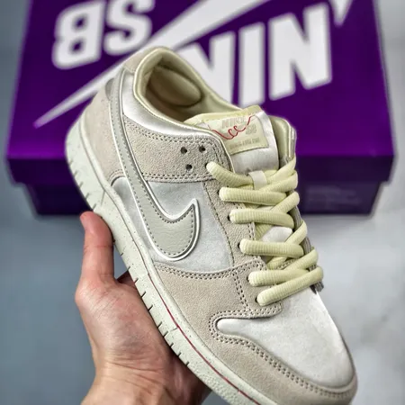 ナイキ カジュアルシューズ