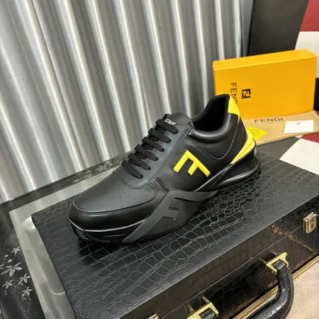 フェンディ スニーカー