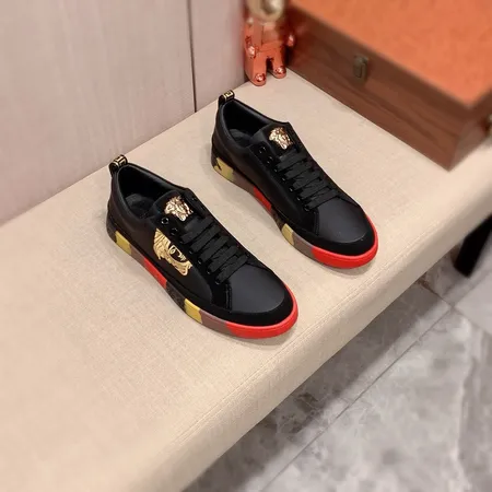 ヴェルサーチ カジュアルシューズ