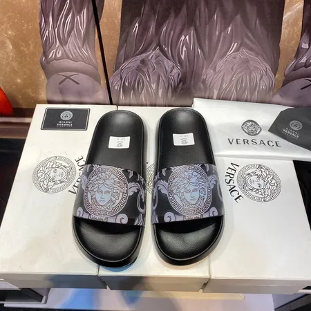 ヴェルサーチ スリッパ