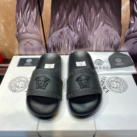 ヴェルサーチ スリッパ