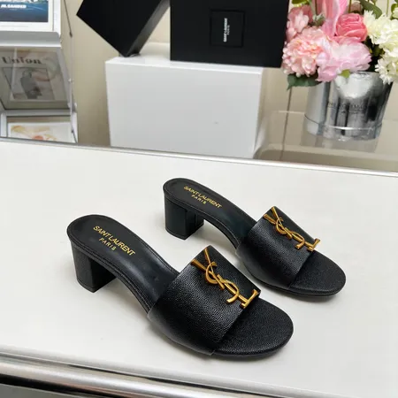 イブサンローラン スリッパ