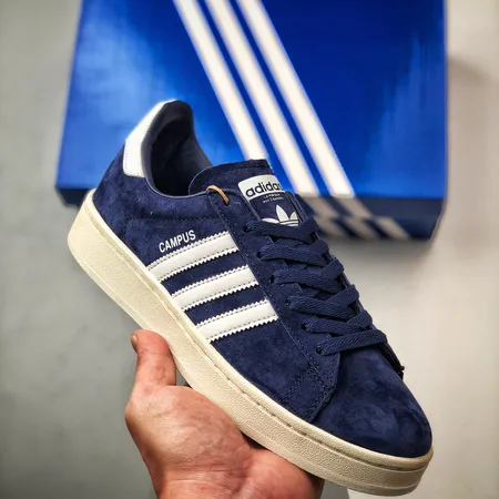 アディダス カジュアルシューズ