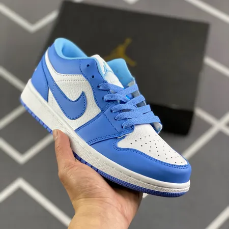 ナイキ スニーカー