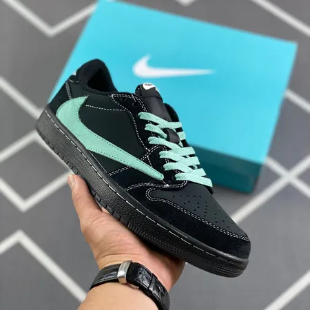 ナイキ スニーカー