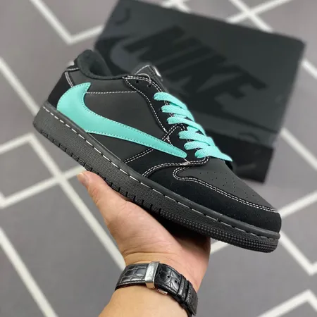 ナイキ スニーカー