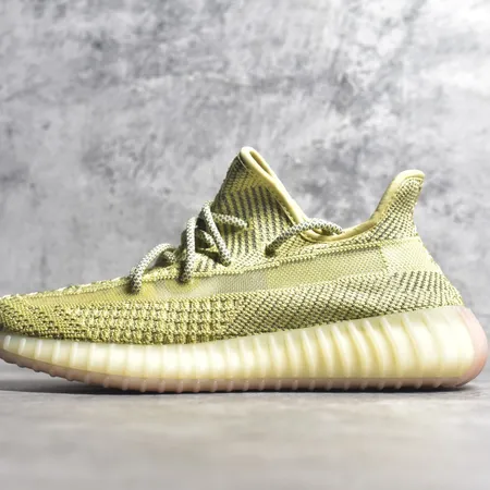 アディダス カジュアルシューズ