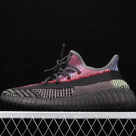 アディダス スニーカー