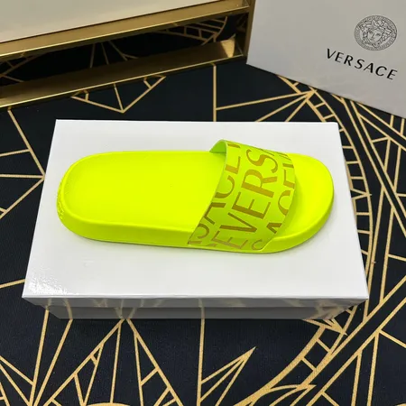 ヴェルサーチ スリッパ