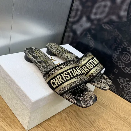 ディオール スリッパ