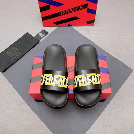 ヴェルサーチ スリッパ