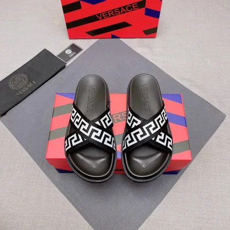 ヴェルサーチ スリッパ