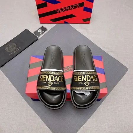 ヴェルサーチ スリッパ