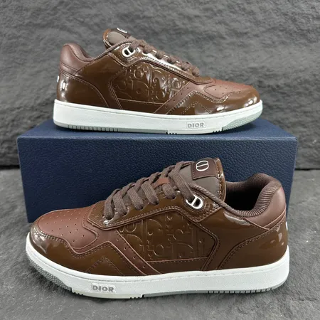 ディオール カジュアルシューズ