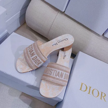 ディオール スリッパ