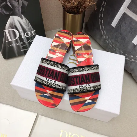ディオール スリッパ