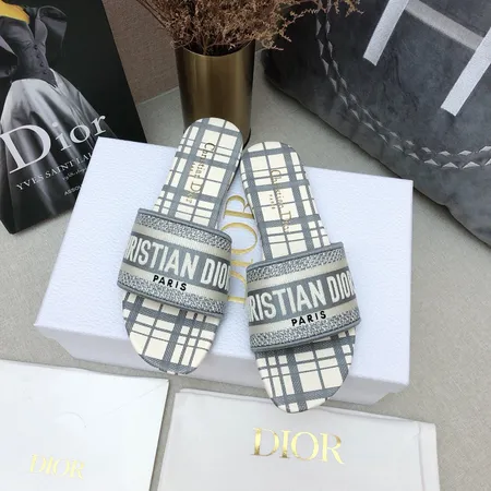 ディオール スリッパ