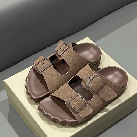 バレンシアガ スリッパ