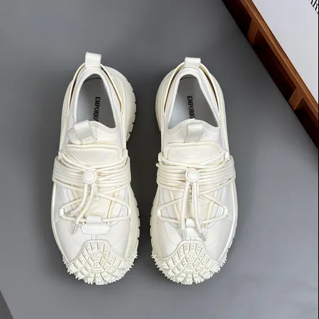 アルマーニ スニーカー