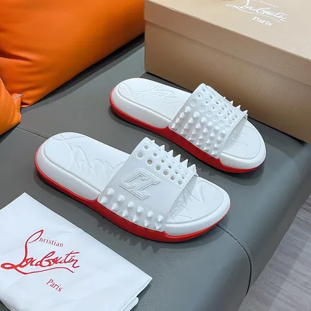 クリスチャン・ルブタン スリッパ