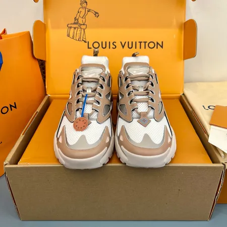 ルイヴィトン スニーカー