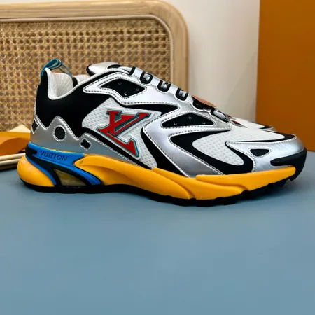 ルイヴィトン スニーカー