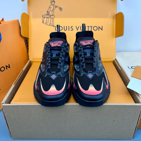 ルイヴィトン スニーカー