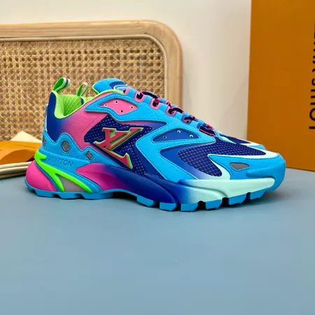 ルイヴィトン スニーカー