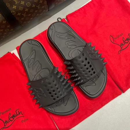 クリスチャン・ルブタン スリッパ