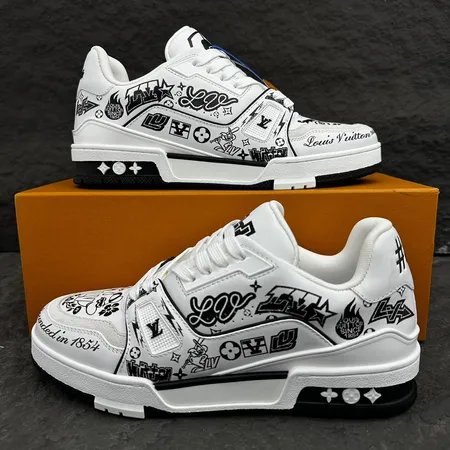 ルイヴィトン カジュアルシューズ