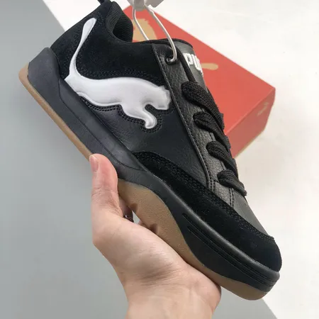 プーマ カジュアルシューズ