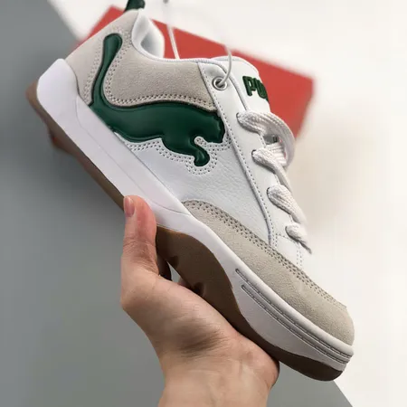 プーマ カジュアルシューズ