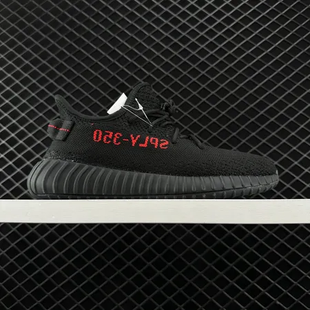 アディダス スニーカー