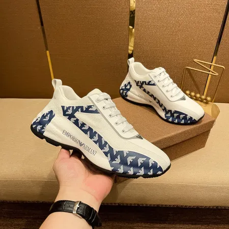 アルマーニ スニーカー