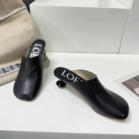 ロエベ サンダル