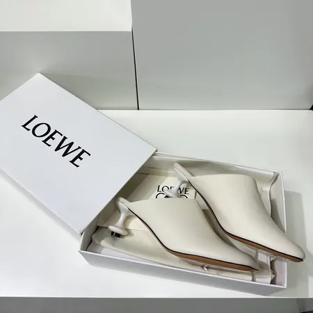 ロエベ サンダル