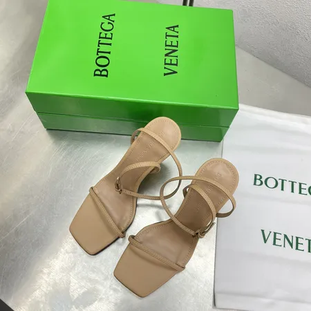 ボッテガ ヴェネタ サンダル
