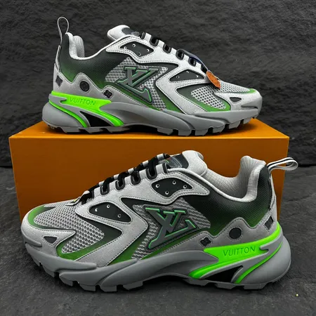 ルイヴィトン カジュアルシューズ