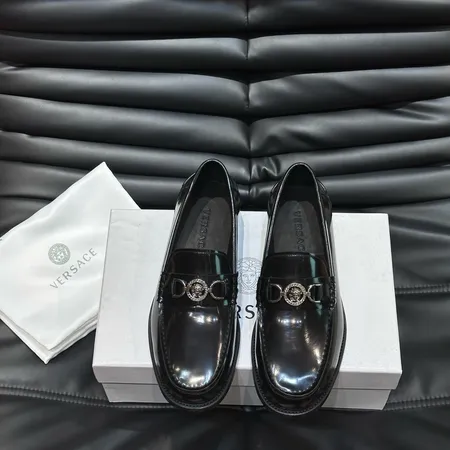 ヴェルサーチ ビジネスシューズ