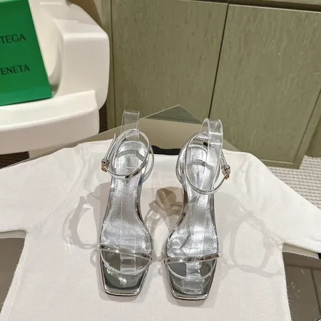 ボッテガ ヴェネタ サンダル